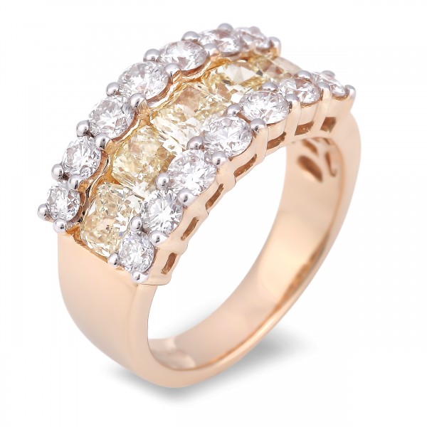 Style Alert: Yellow Diamonds by Lugaro