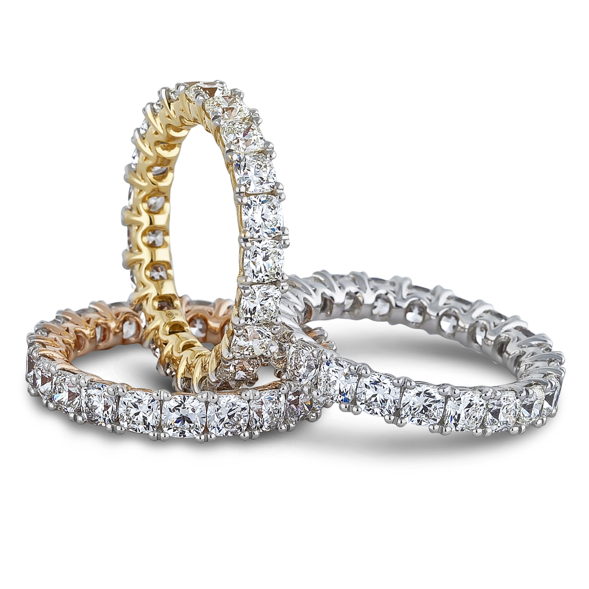 LUGARO IDEAL CUSHION ETERNITY DIAMOND BAND - SGR1156 - Lugaro - Vancouver & Victoria