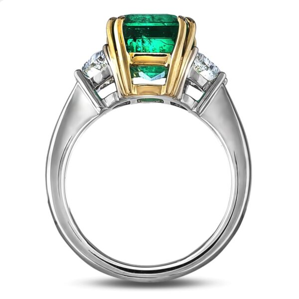 3.25 Carat Emerald and Canadian Diamond Trilogy Ring in 18K White and Yellow Gold - Image 3