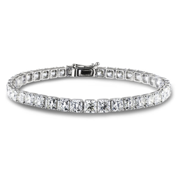 Diamond tennis bracelet