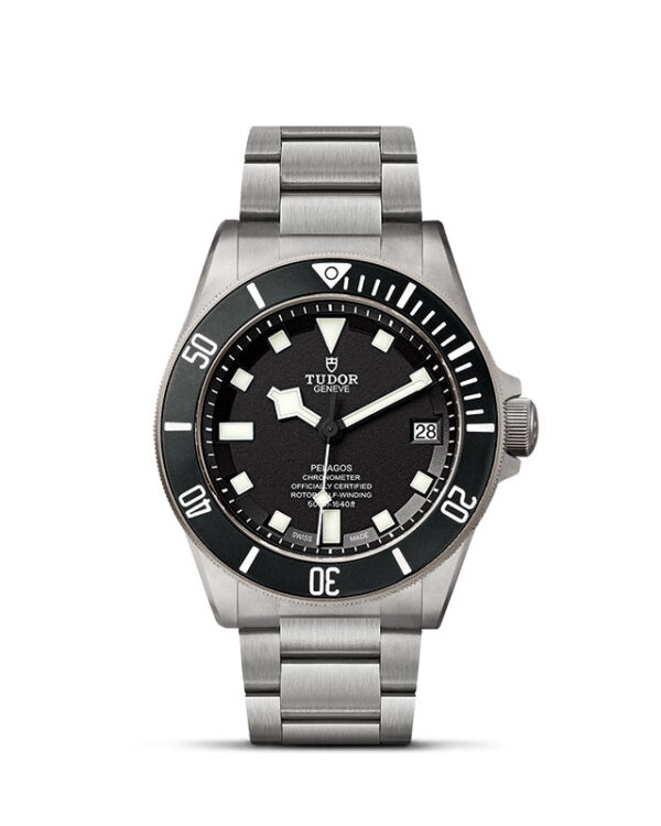 TUDOR Pelagos Ceramic Matt Black Disc Titanium Bracelet 42 mm M25600TN-0001