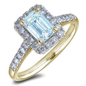 0.96 Carat Emerald Cut Aquamarine and Canadian Diamond Ring in Yellow Gold