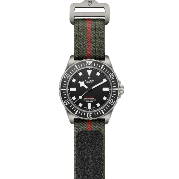 TUDOR Pelagos FXD Titanium Case Black Matte Dial Forest Green Fabric Strap 42 mm M25717N-0001 - Image 2