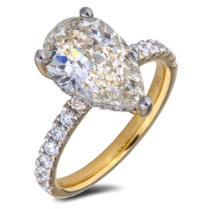 Pear Brilliant Cut GIA Diamond Engagement Ring in 18K Yellow Gold