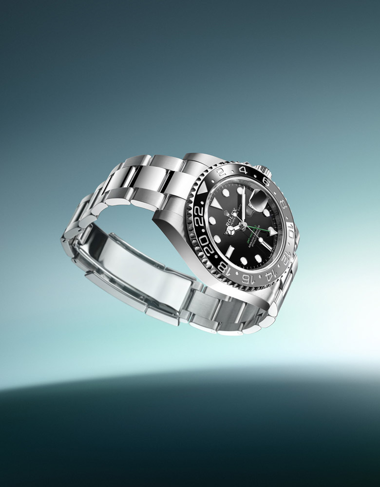 rolex gmt master m126710grnr 0003 2401jva 002 rvb portraitj