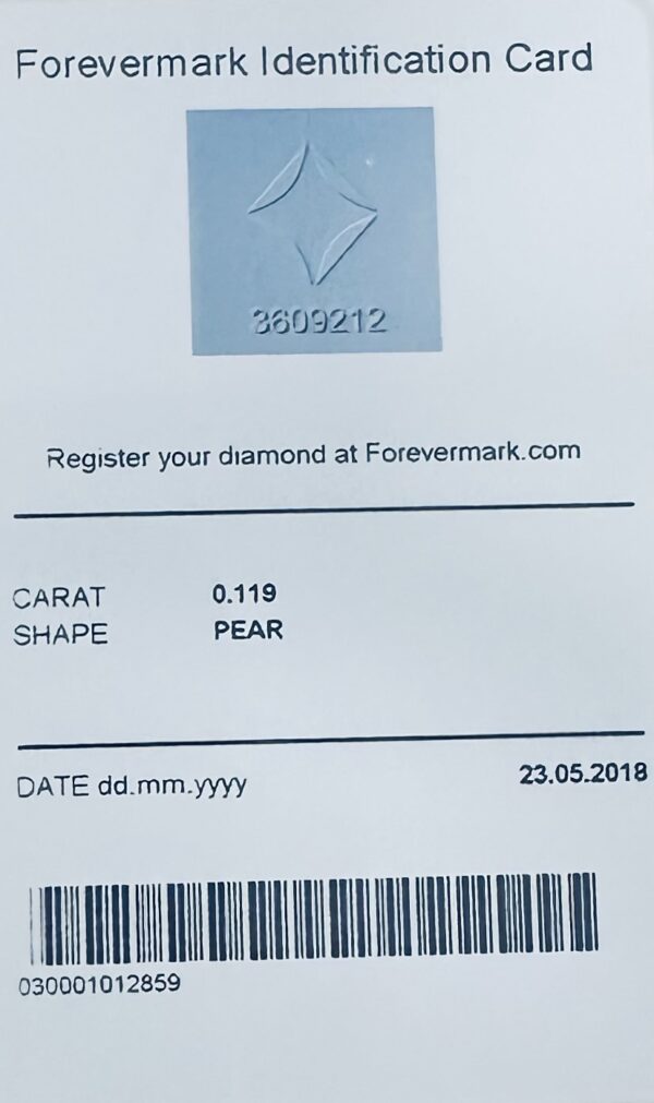 Australian Sapphire and Canadian Diamond Ring in Yellow Gold