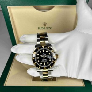 Rolex Submariner Date 116613LN - Pre Owned