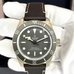 TUDOR Black Bay Fifty-Eight 925 M79010SG - Pre Owned