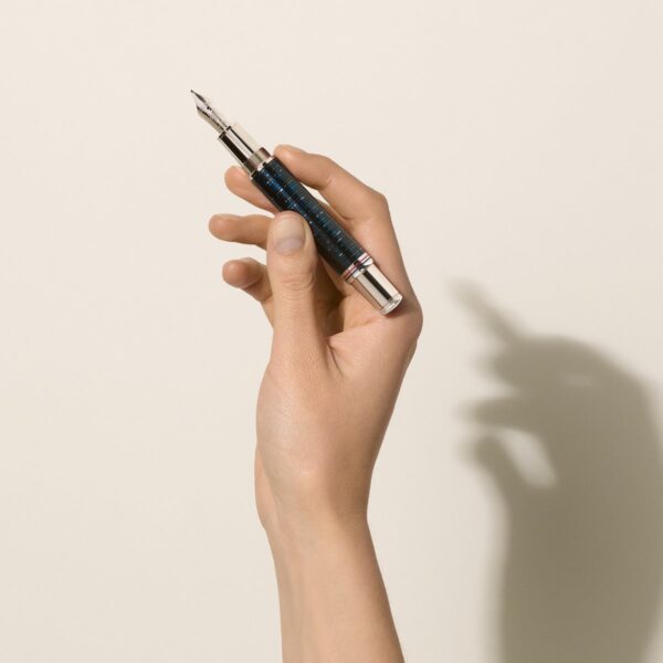 Great Characters Homage To The Great Gatsby Special Edition Fountain Pen  MB130657 - Image 2