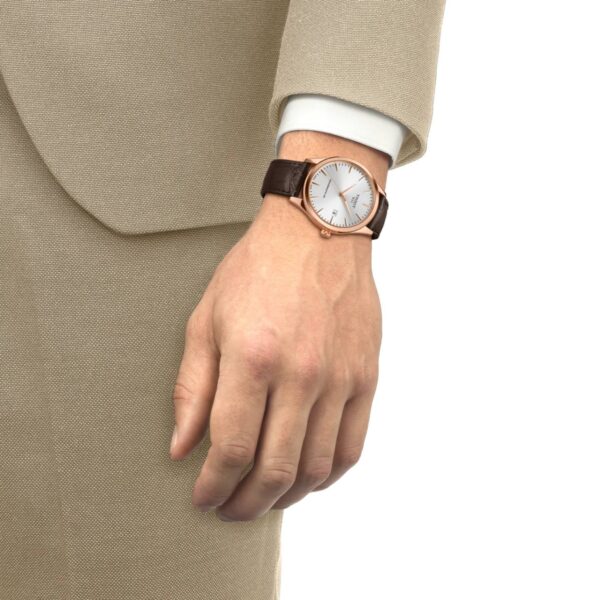 Tissot Classic Dream 40mm T158.407.36.031.00