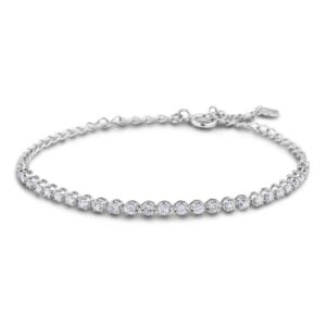 Dainty Diamond Bracelet in White Gold