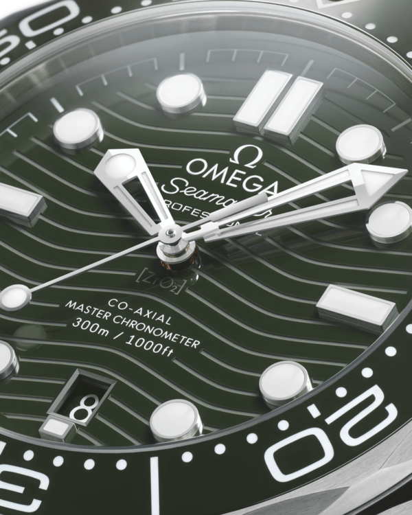 Omega Seamaster Diver 300M Co-Axial Master Chronometer 42 mm 210.32.42.20.10.001 - Image 3