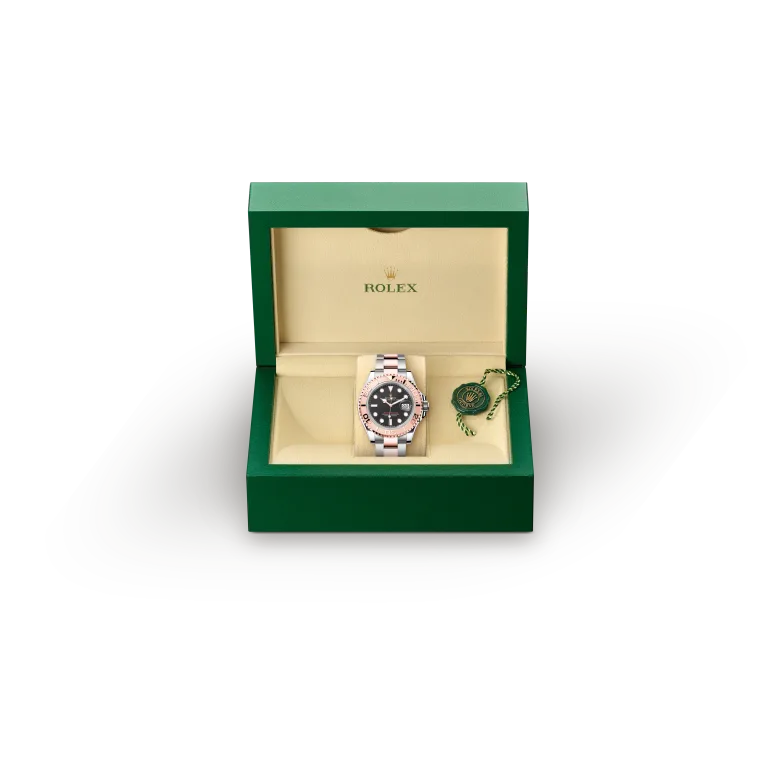 https://www.lugaro.com/wp-content/uploads/rolex-v7/watch_assets/watches_assets_inbox/mobile/m126621-0002_presentation-box.webp