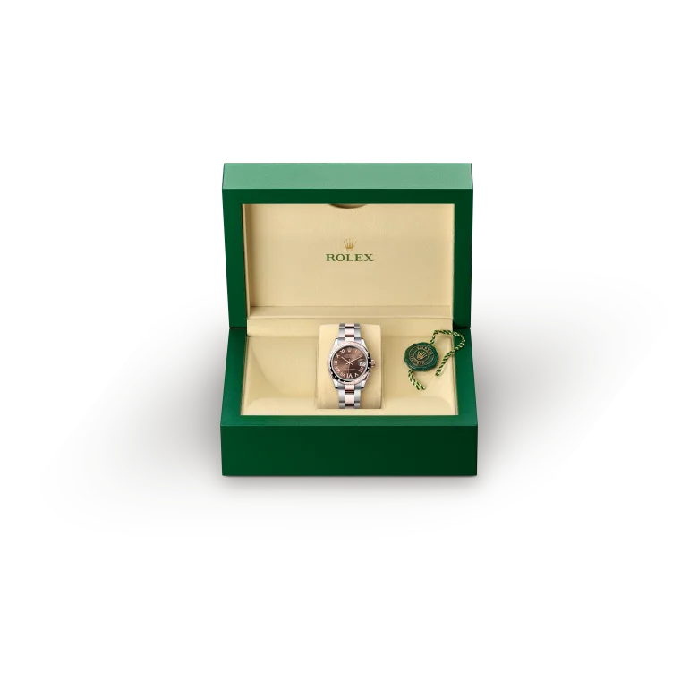 https://www.lugaro.com/wp-content/uploads/rolex-v7/watch_assets/watches_assets_inbox/mobile/m278341rbr-0003_presentation-box.webp