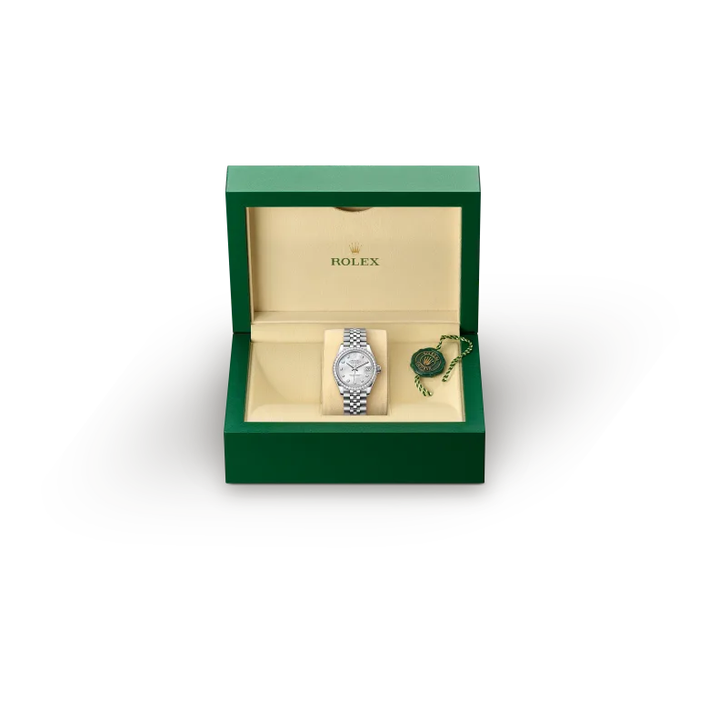 https://www.lugaro.com/wp-content/uploads/rolex-v7/watch_assets/watches_assets_inbox/mobile/m278384rbr-0008_presentation-box.webp